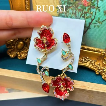 Mid-Seno Ornamentu Vintage Gudrs Ziedi, Emaljas Diamond-Iestrādāta Sarkana Uguns-Kvalitatīvu Lapu Granātābolu Sarkani Auskari
